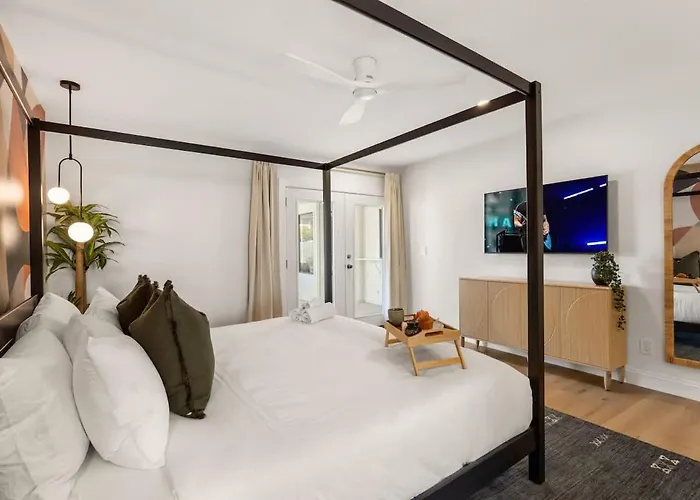 Solara - Pool & - Mins To Scottsdale Quarter Holiday home