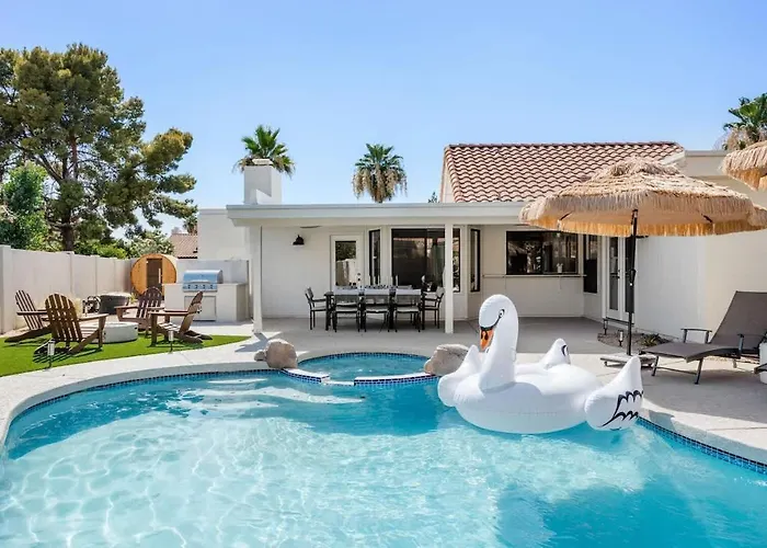 Solara - Pool & - Mins To Scottsdale Quarter Holiday home *